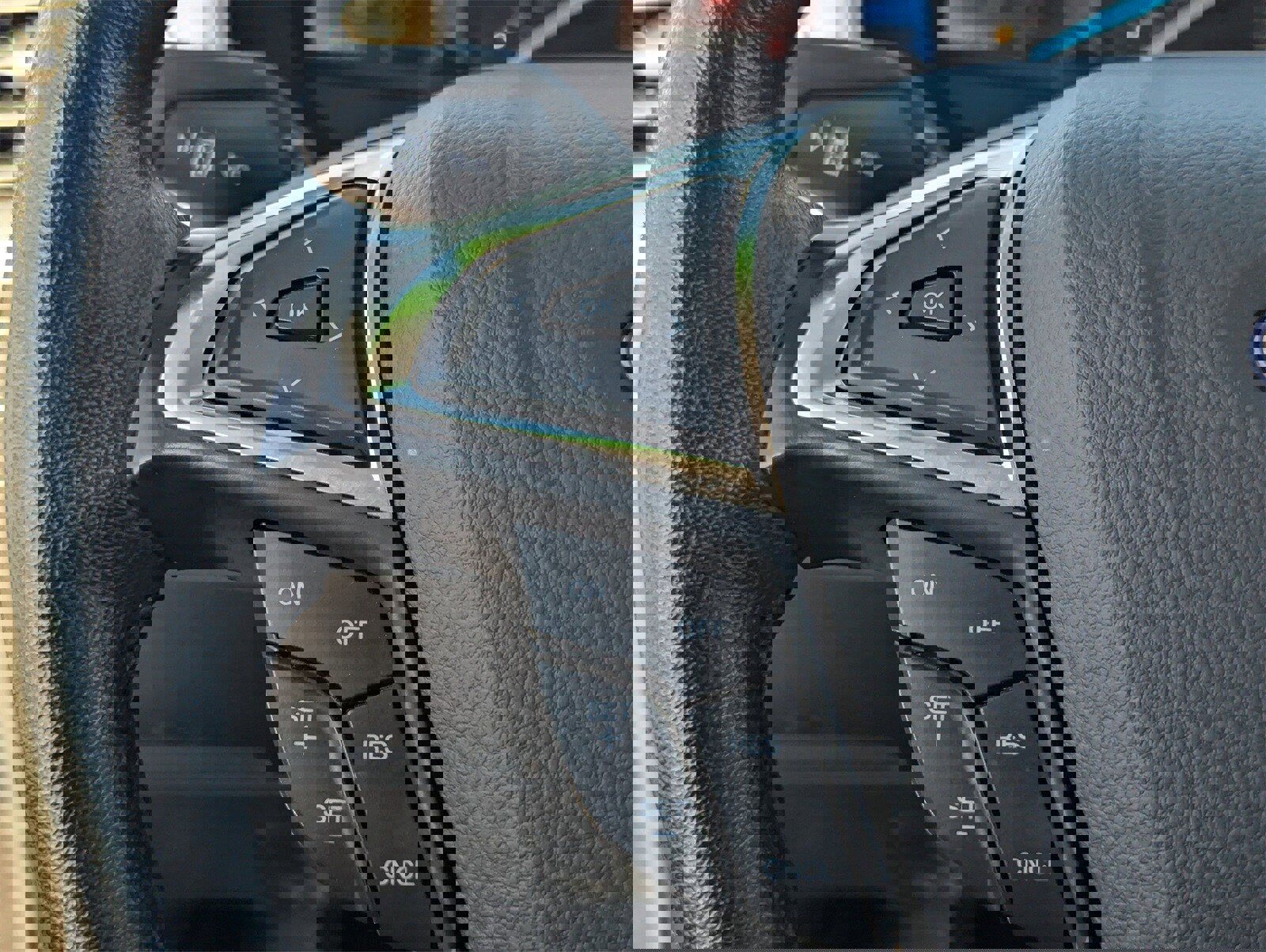 Certified 2024 Ford Edge Titanium image 26