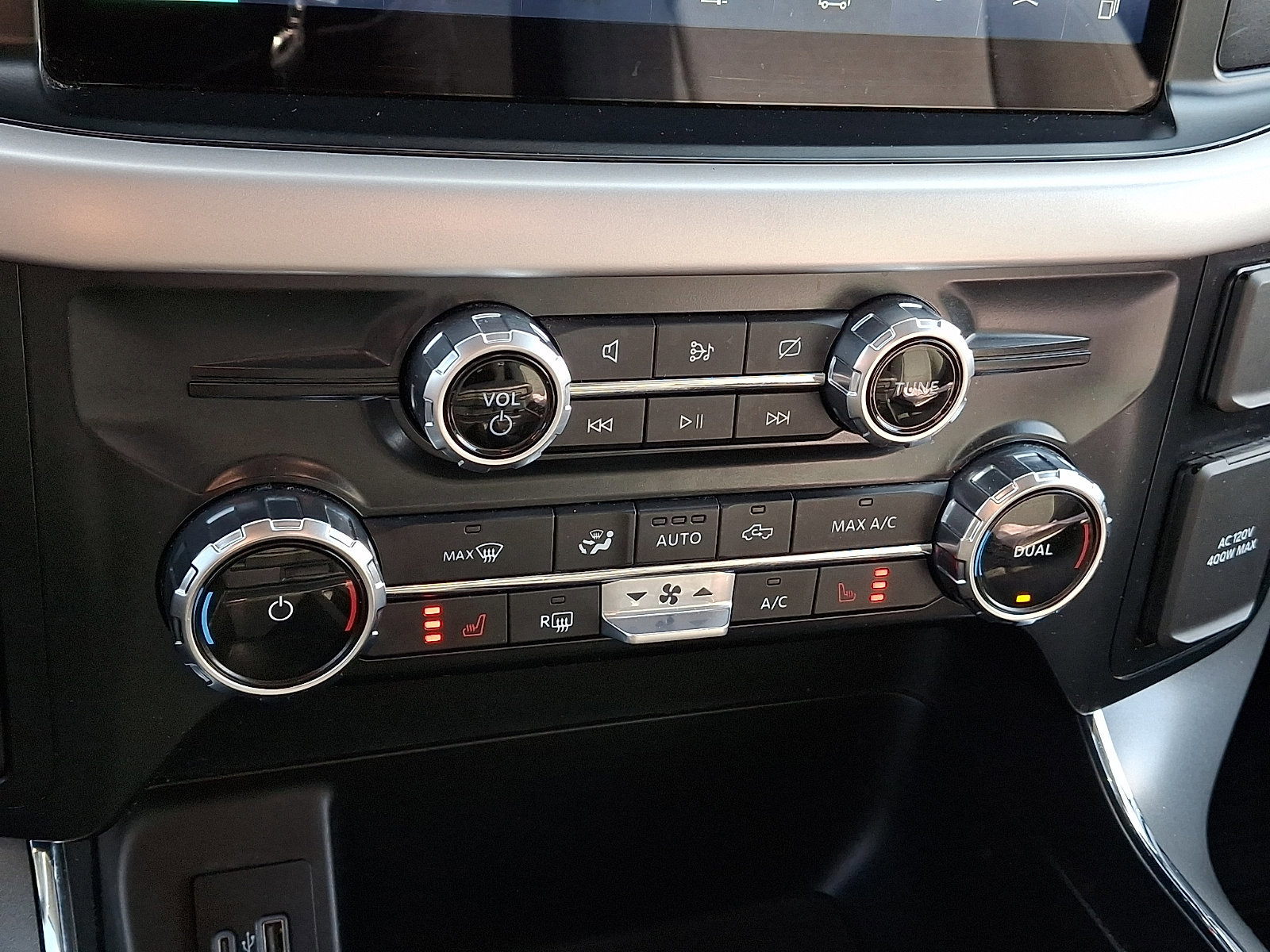 Certified 2022 Ford F150 XLT w/ Equipment Group 302A High image 23