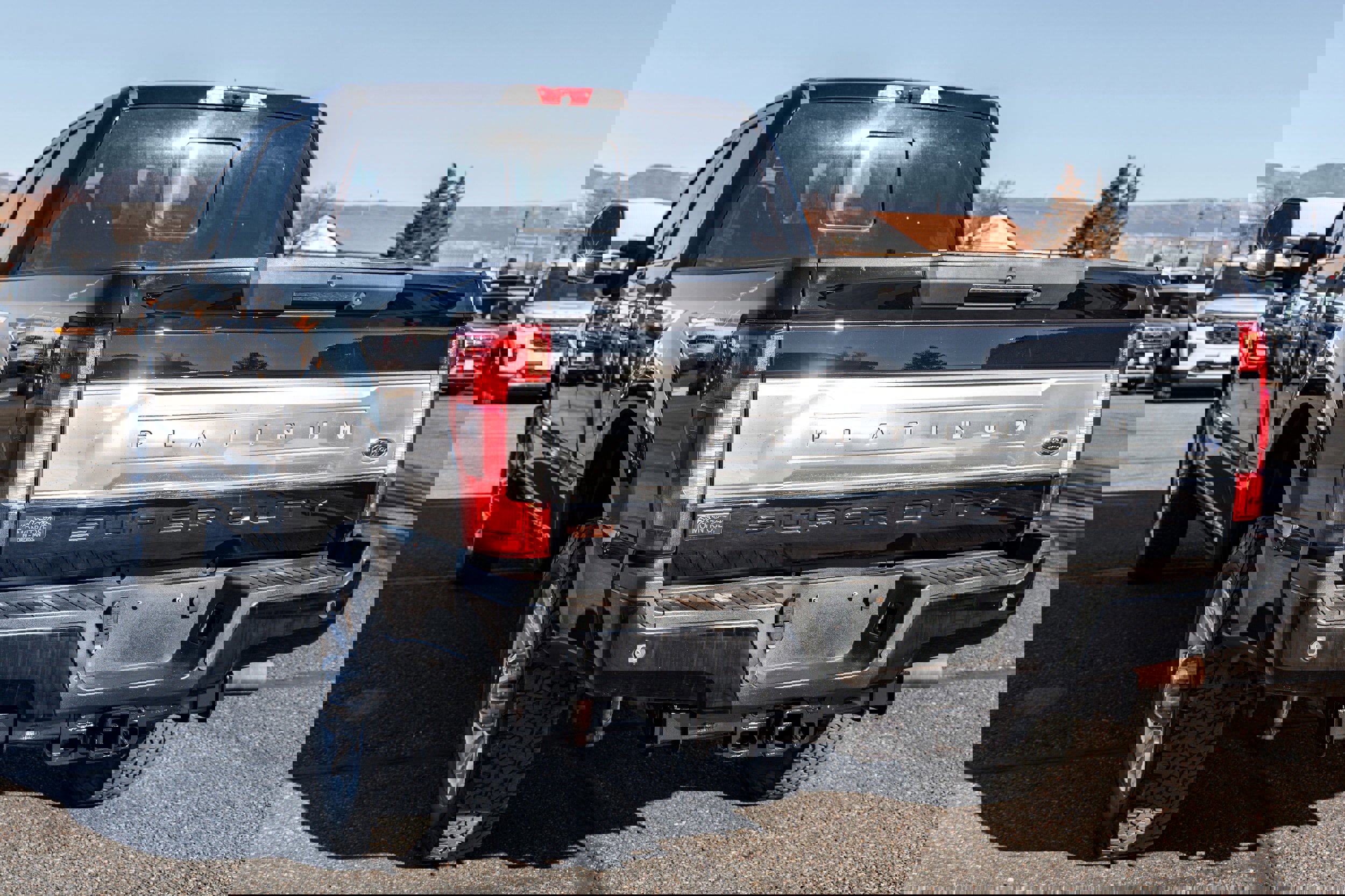 Certified 2017 Ford F350 Platinum w/ Platinum Ultimate Package image 2