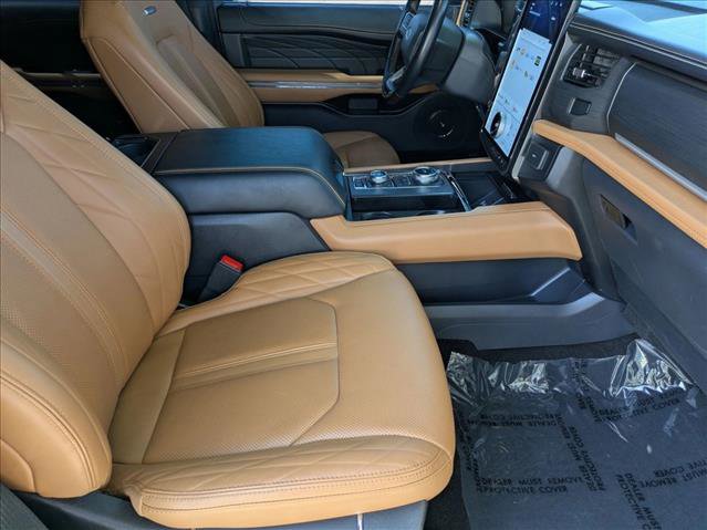 Certified 2023 Ford Expedition Platinum AWD/4WD image 20