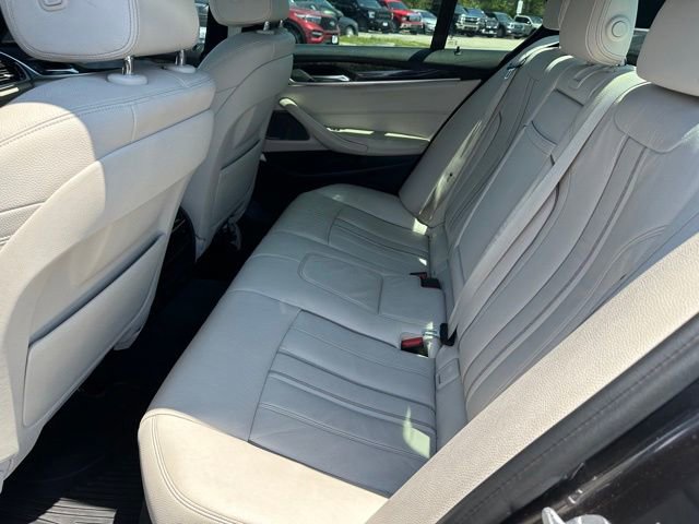 Used 2017 BMW 540i xDrive AWD/4WD image 12
