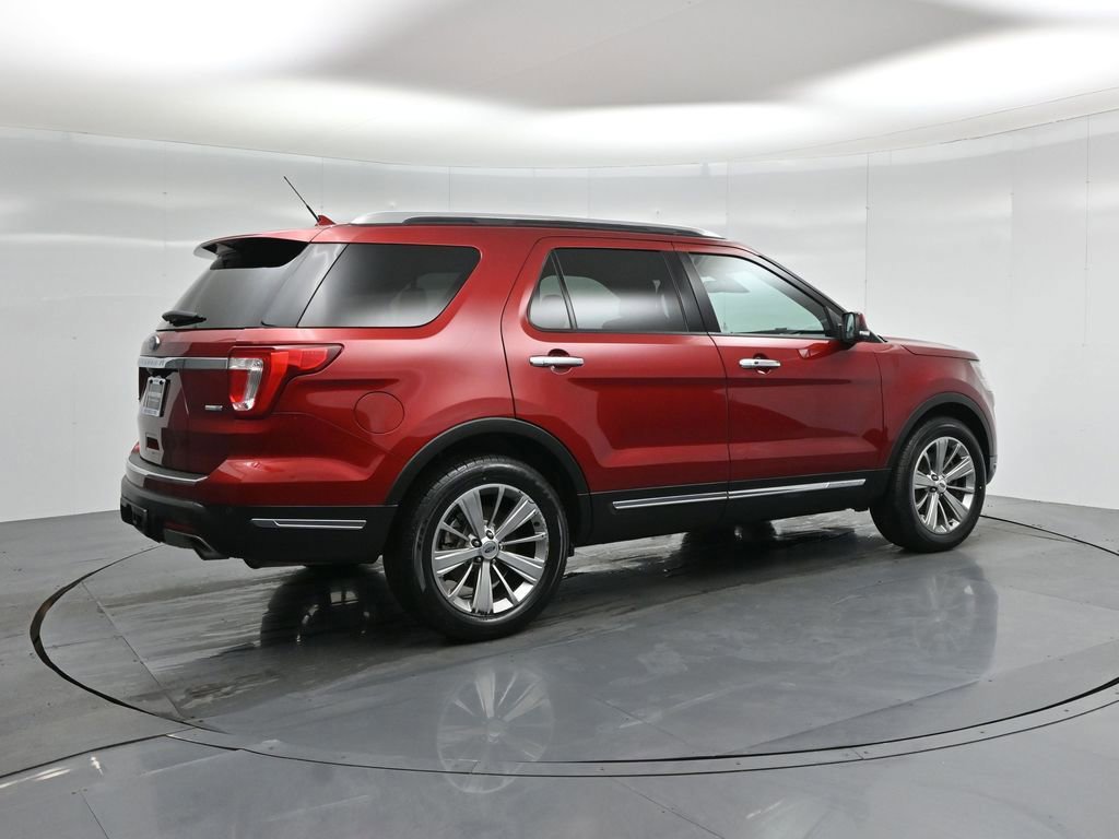 Certified 2018 Ford Explorer Limited w/ Ford Safe & Smart Package image 13