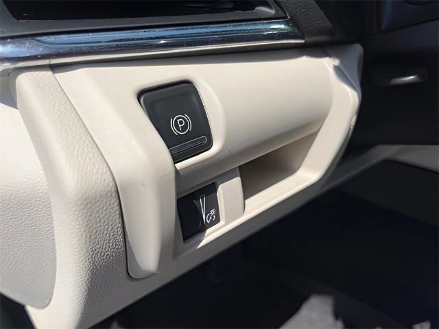 Used 2023 Cadillac CT4 Premium Luxury w/ Climate Package image 15