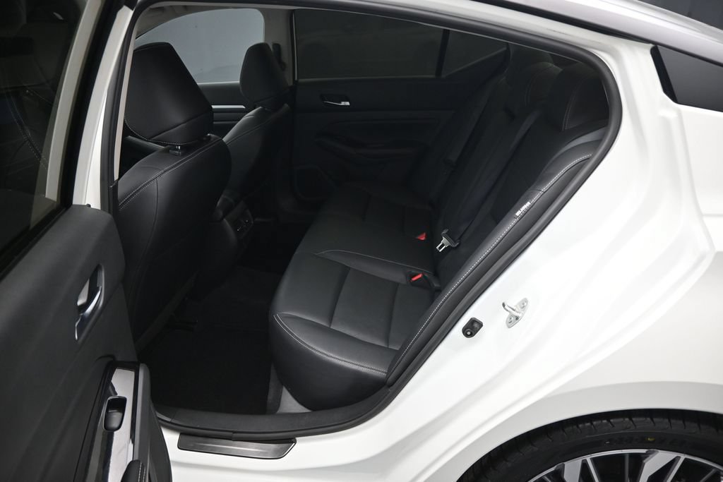 Used 2024 Nissan Altima 2.5 SL FWD image 20