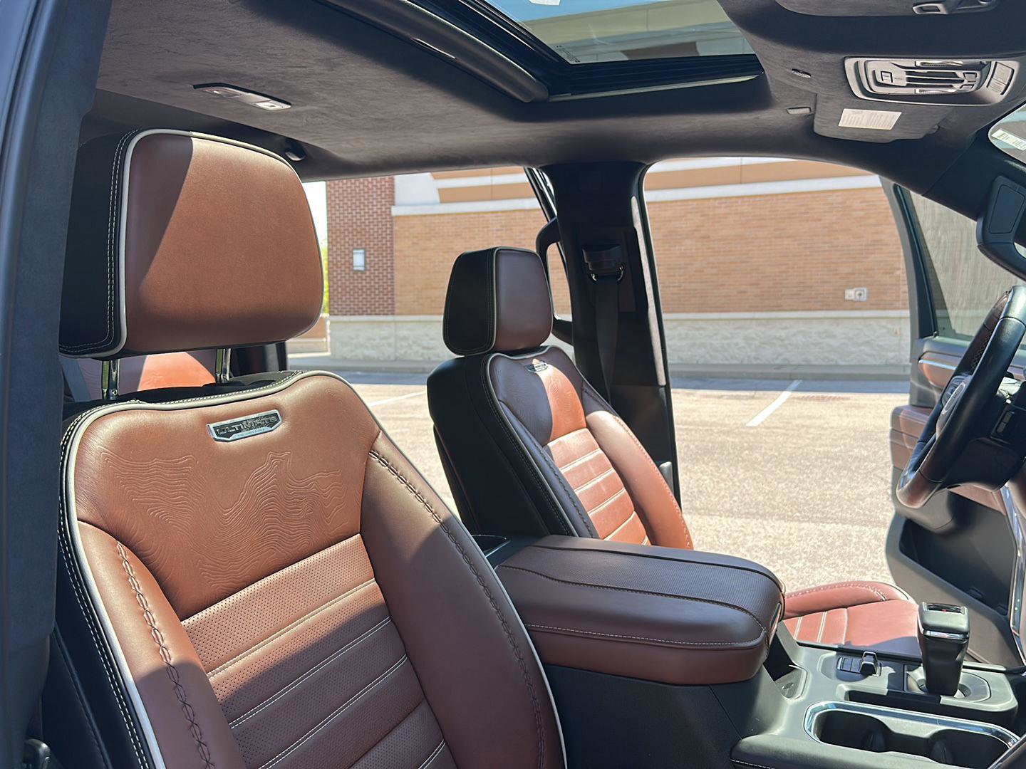 Used 2023 GMC Sierra 1500 Denali Ultimate image 42