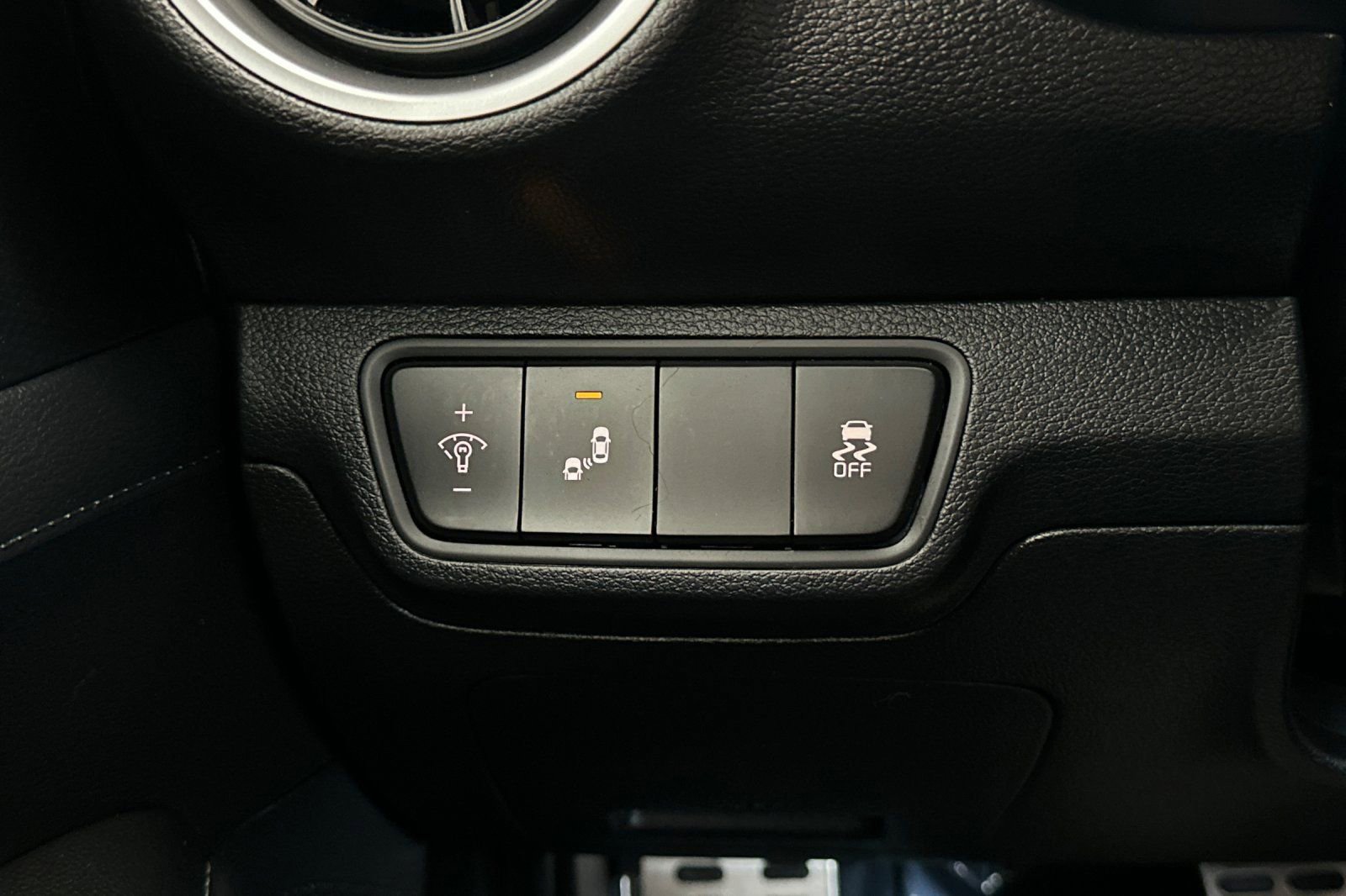 Used 2023 Kia Forte GT-Line FWD image 28