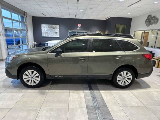 Used 2018 Subaru Outback 2.5i AWD/4WD image 6