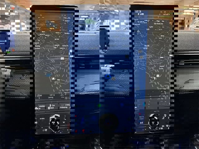 Certified 2025 Ford Mustang Mach-E Premium image 10