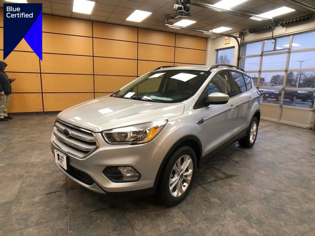 Certified 2018 Ford Escape SE w/ SE Sync 3 Package
