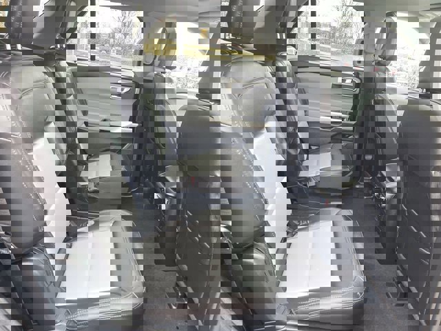 Certified 2023 Ford Explorer XLT w/ Equipment Group 202A image 15