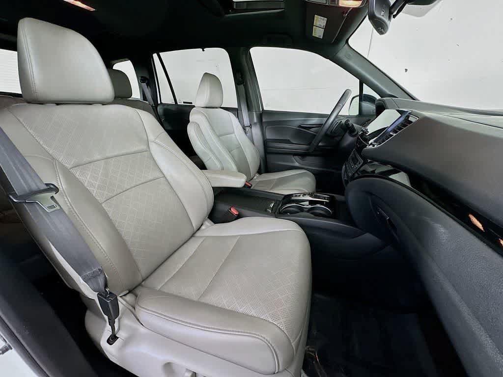 Used 2021 Honda Passport Elite image 15