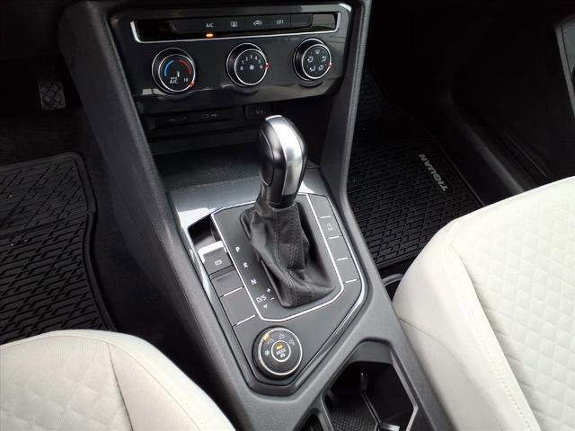 Used 2020 Volkswagen Tiguan S image 9