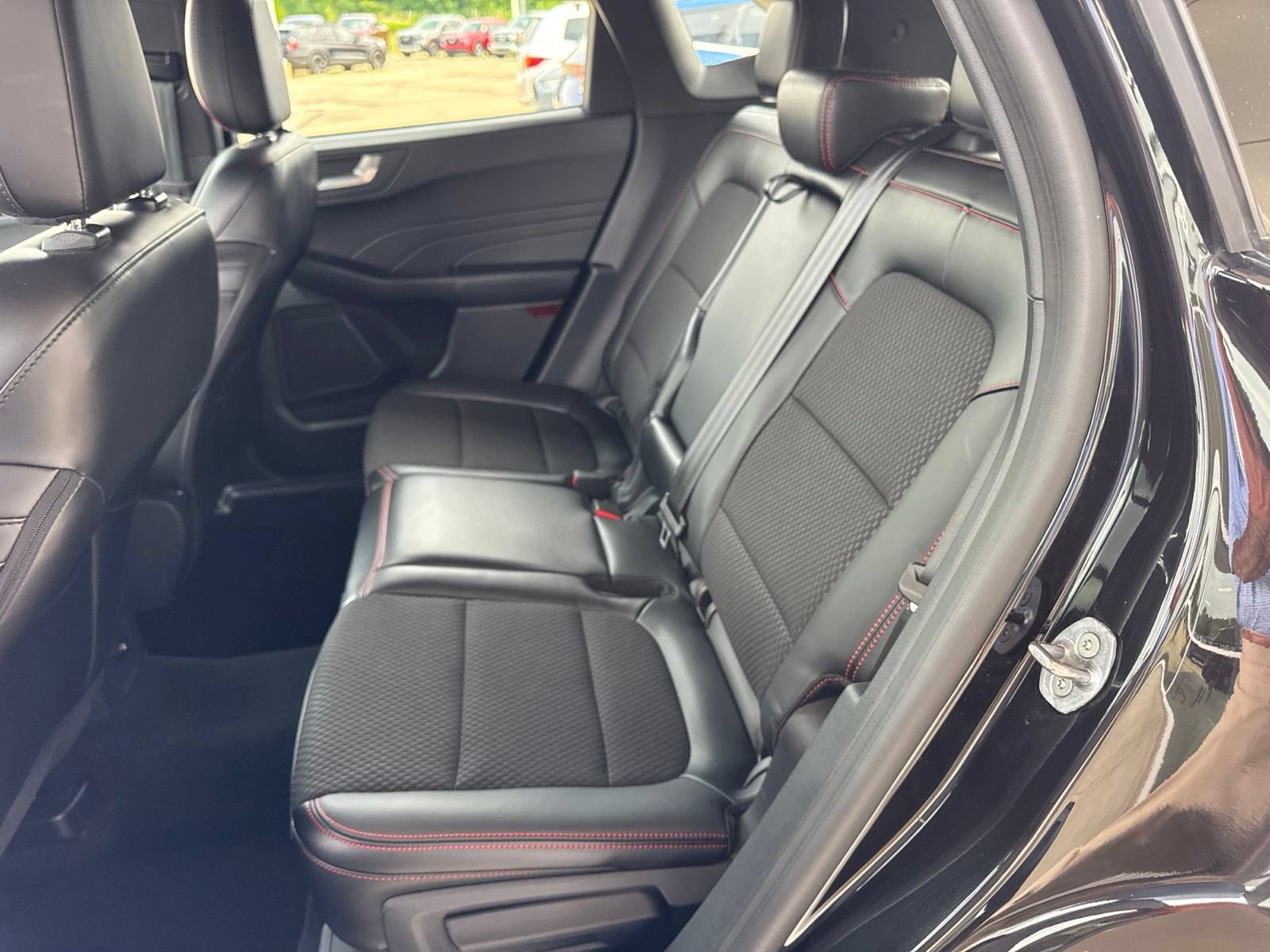 Certified 2024 Ford Escape ST-Line w/ Tech Pack #1 AWD/4WD image 35
