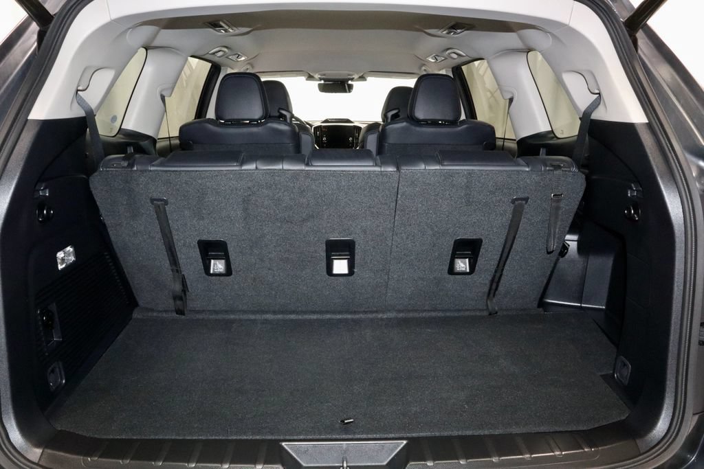 Used 2023 Subaru Ascent Limited AWD/4WD image 14