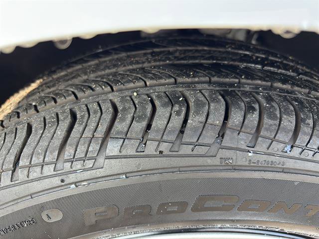 Certified 2023 Ford Transit Connect XL FWD image 10