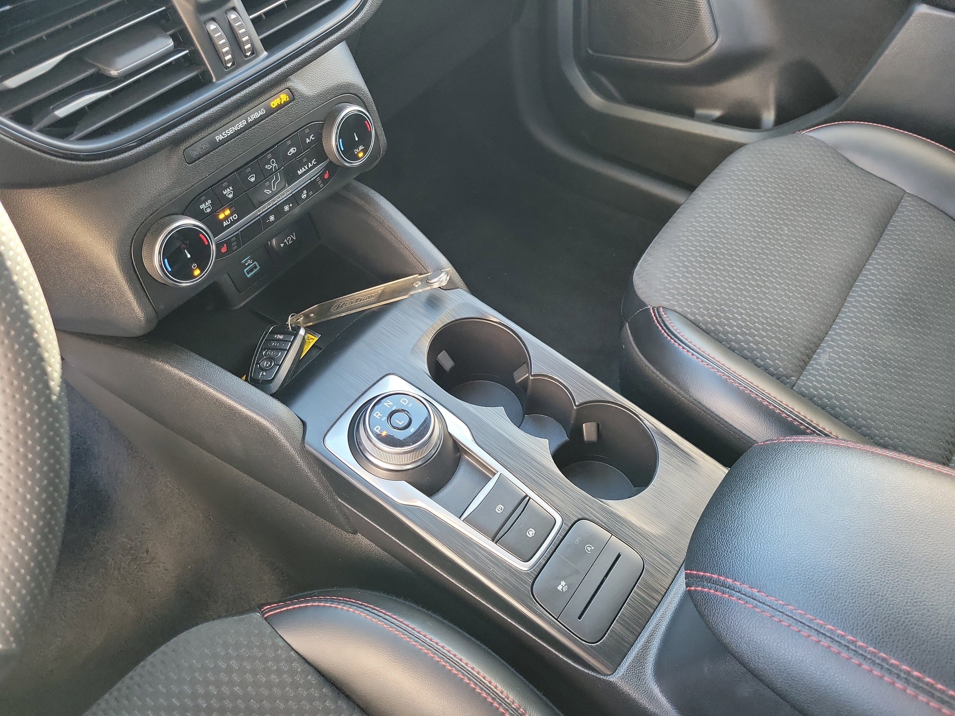 Certified 2023 Ford Escape ST-Line image 9