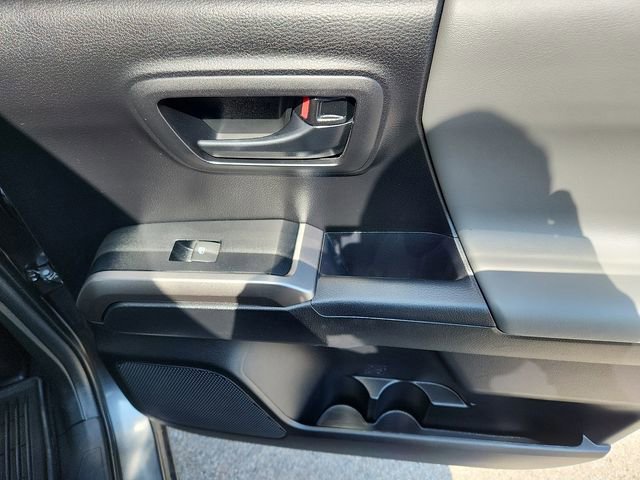 Used 2023 Toyota Tacoma SR5 AWD/4WD image 30