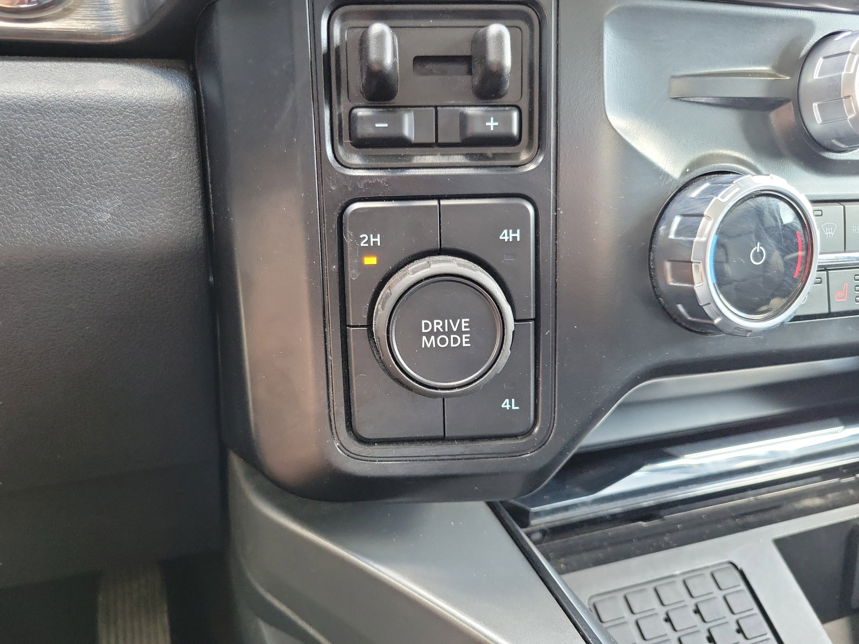 Certified 2026 Ford F250 Lariat AWD/4WD image 31