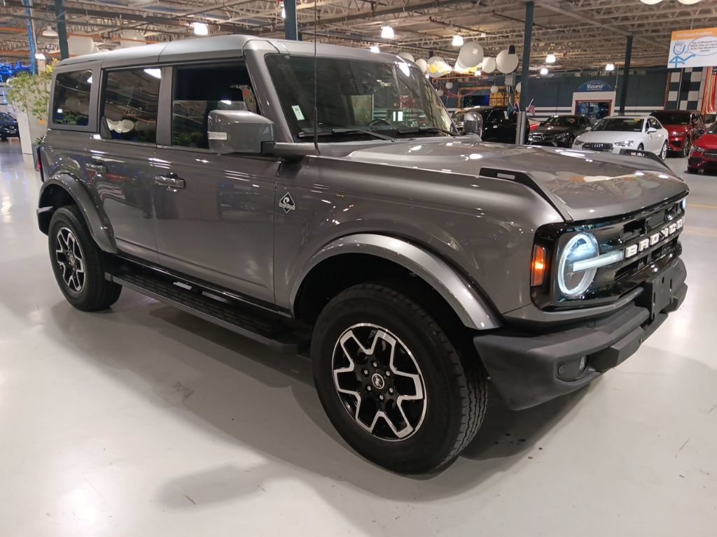 Certified 2022 Ford Bronco Outer Banks AWD/4WD image 1