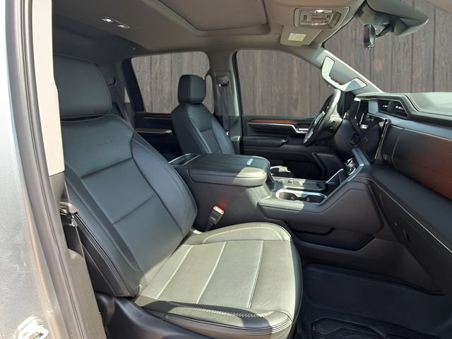 Used 2024 GMC Sierra 2500 Denali w/ Denali Reserve Package AWD/4WD image 11