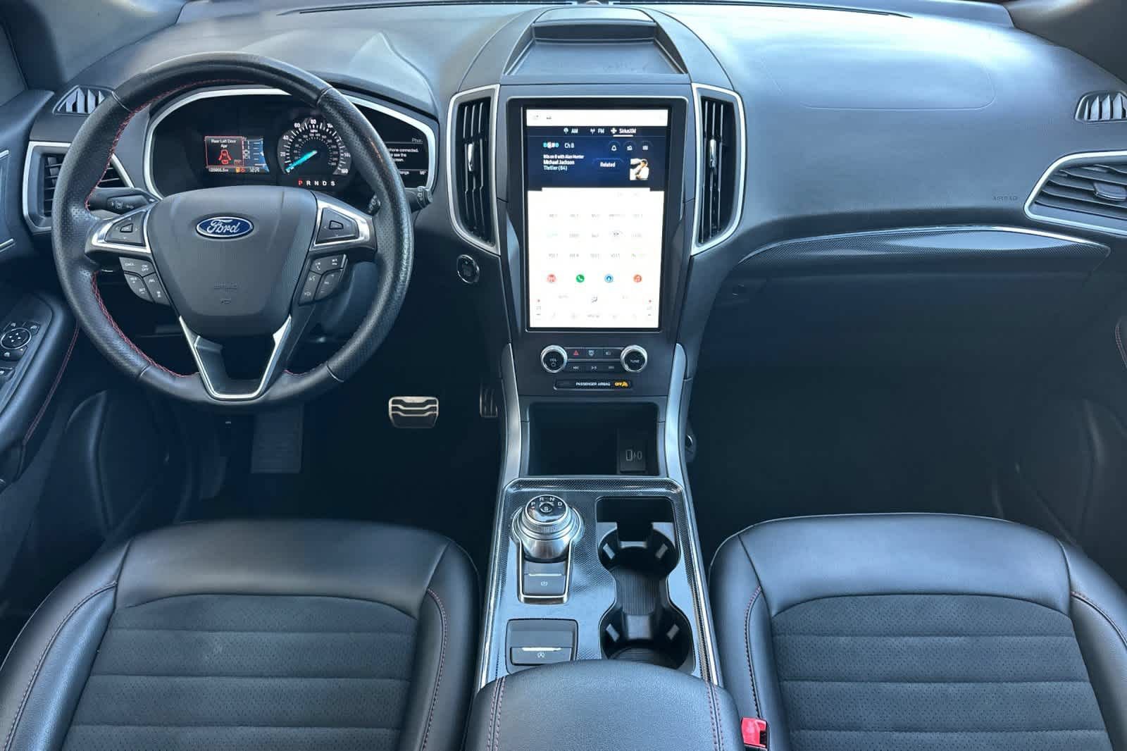Certified 2021 Ford Edge ST-Line FWD image 3