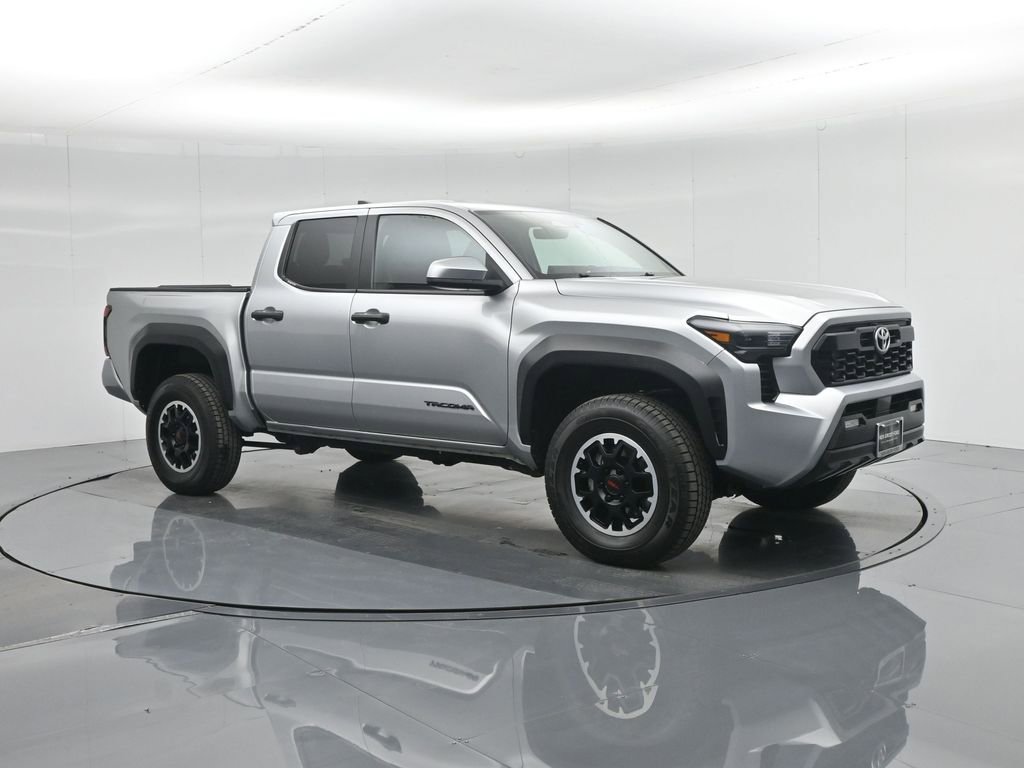 Used 2024 Toyota Tacoma TRD Off-Road image 6