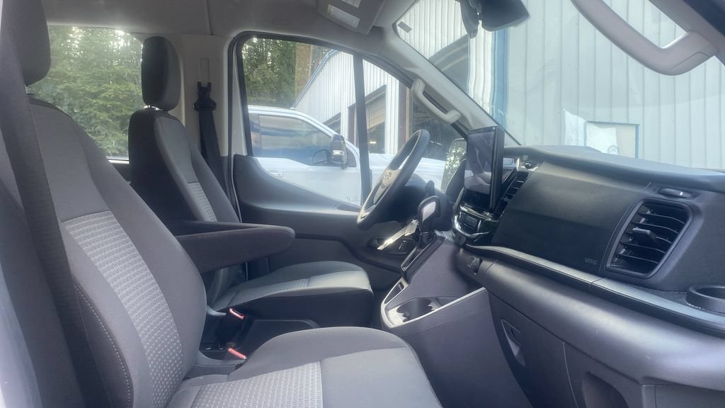 Certified 2025 Ford Transit 350 XLT RWD image 12