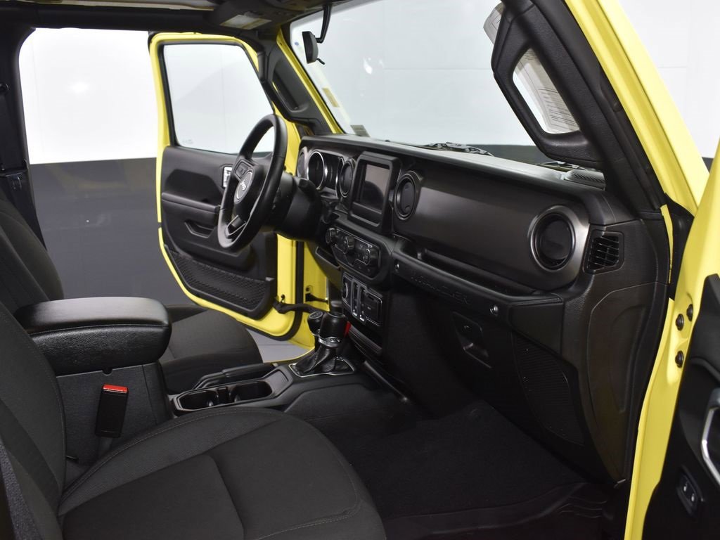 Used 2023 Jeep Wrangler Willys image 12