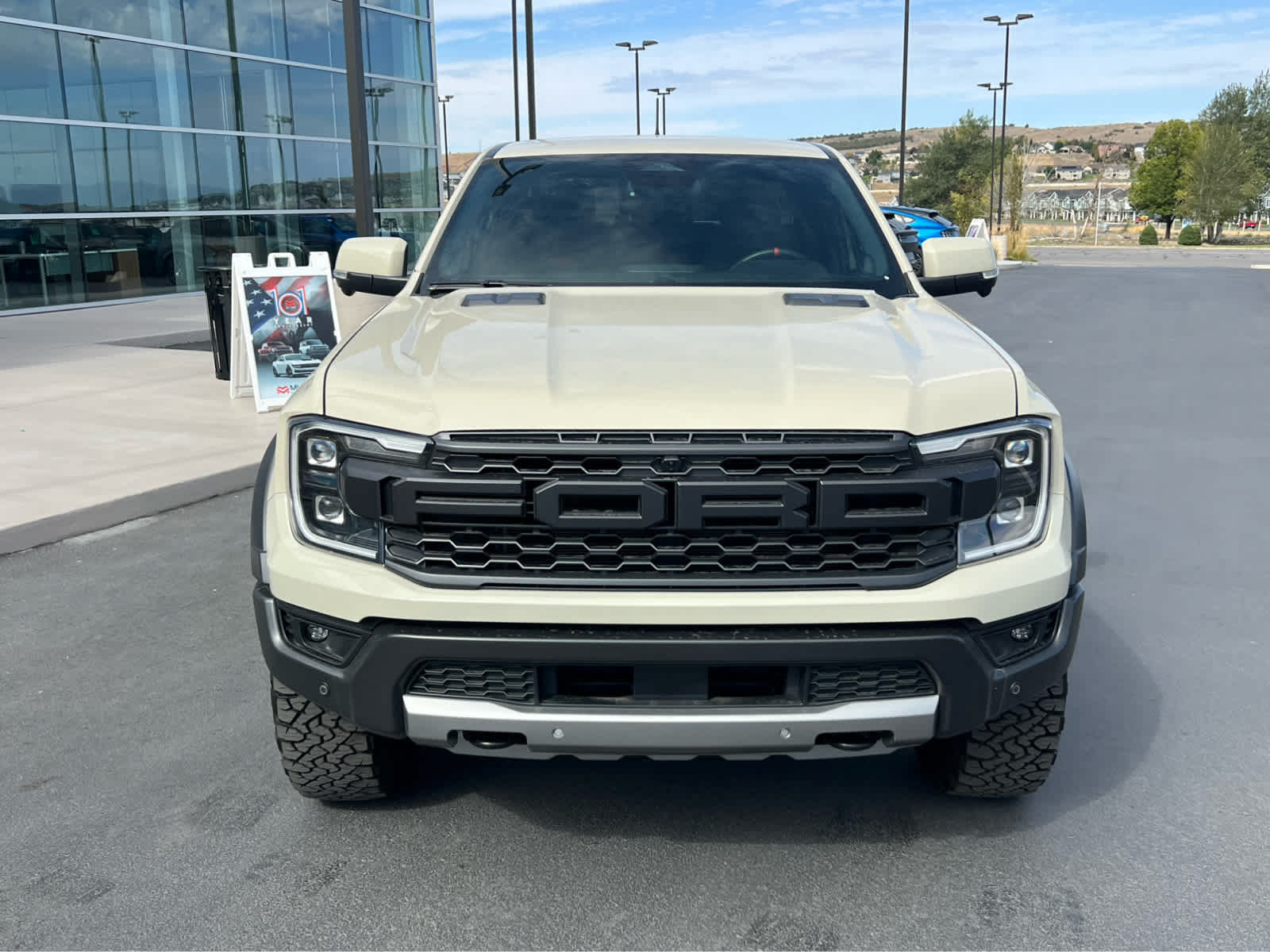 Certified 2025 Ford Ranger Raptor AWD/4WD image 3