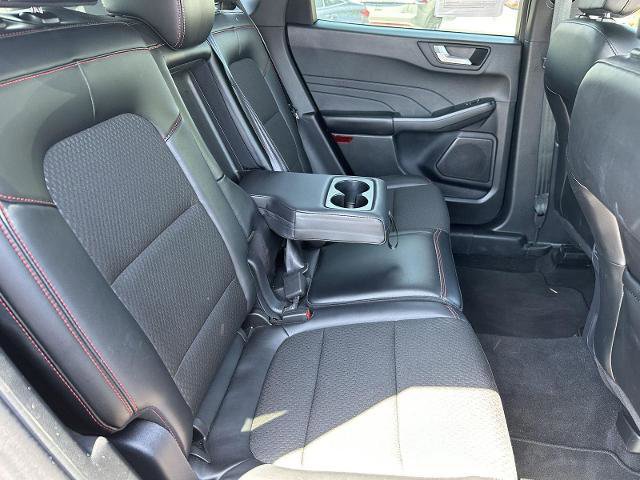 Certified 2025 Ford Escape ST-Line AWD/4WD image 17