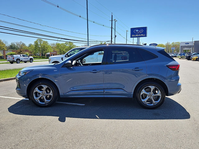 Certified 2024 Ford Escape ST-Line w/ Tech Pack #1 AWD/4WD image 6
