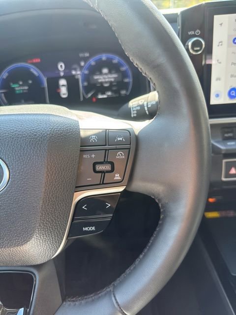 Used 2026 Toyota Camry XLE w/ Premium Package AWD/4WD image 24