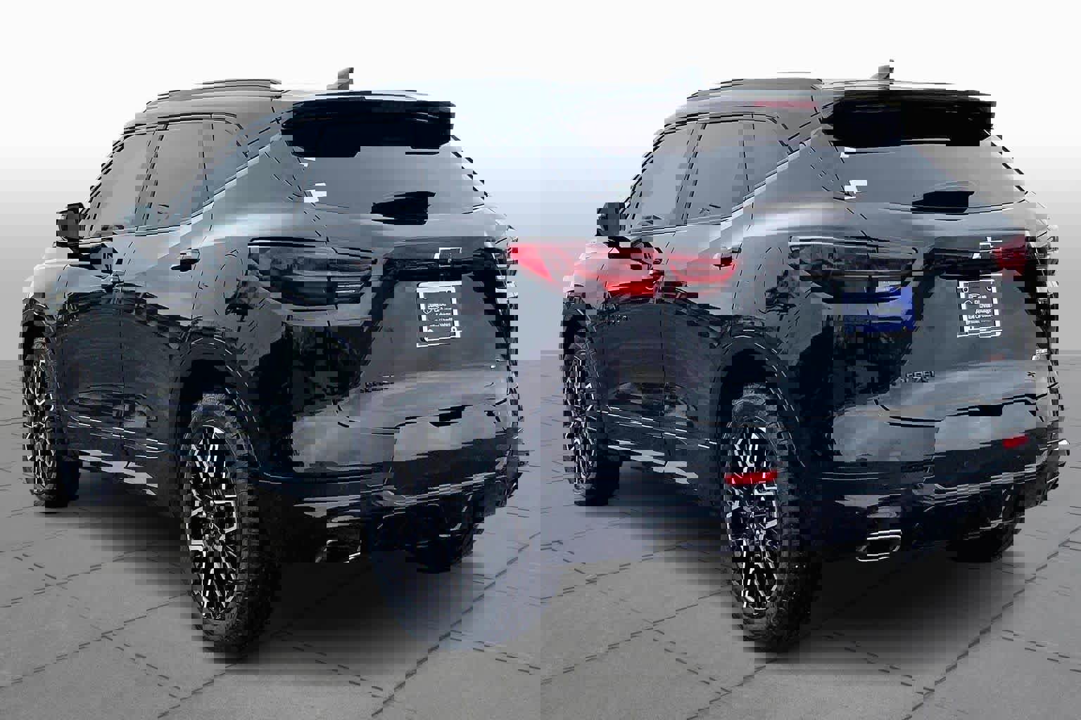 Used 2023 Chevrolet Blazer RS w/ Driver Confidence II Package image 4