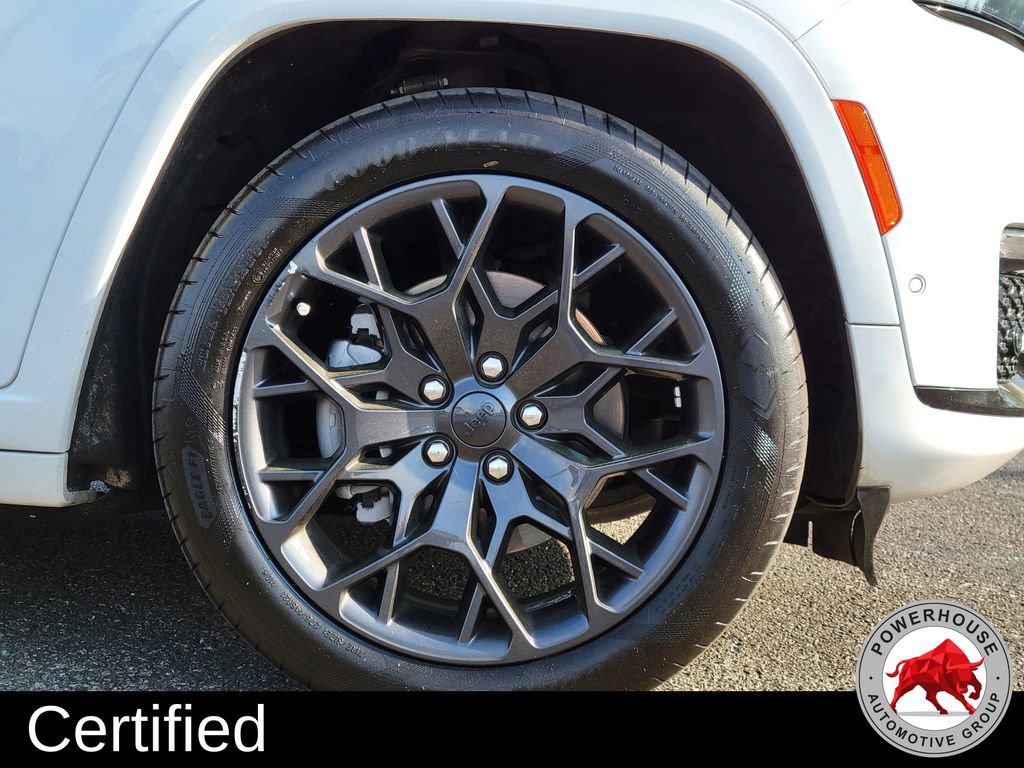 Used 2024 Jeep Grand Cherokee L Summit w/ High Altitude Package image 11