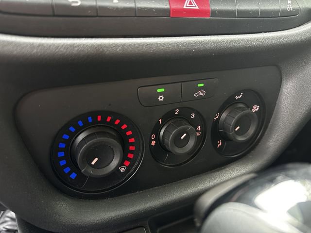 Used 2021 RAM ProMaster City Tradesman FWD image 21