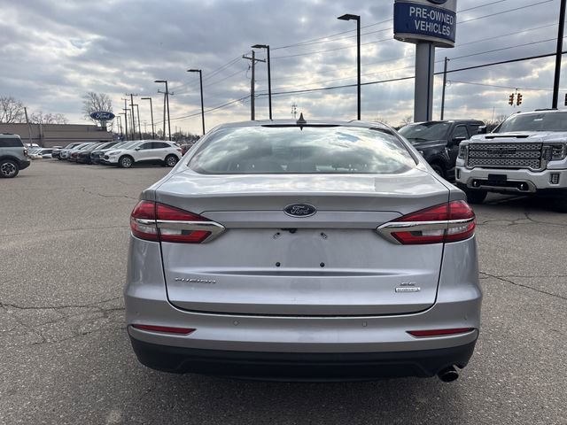 Certified 2020 Ford Fusion SE image 4