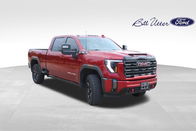 Used 2024 GMC Sierra 2500 AT4 w/ AT4 Premium Plus Package AWD/4WD image 3