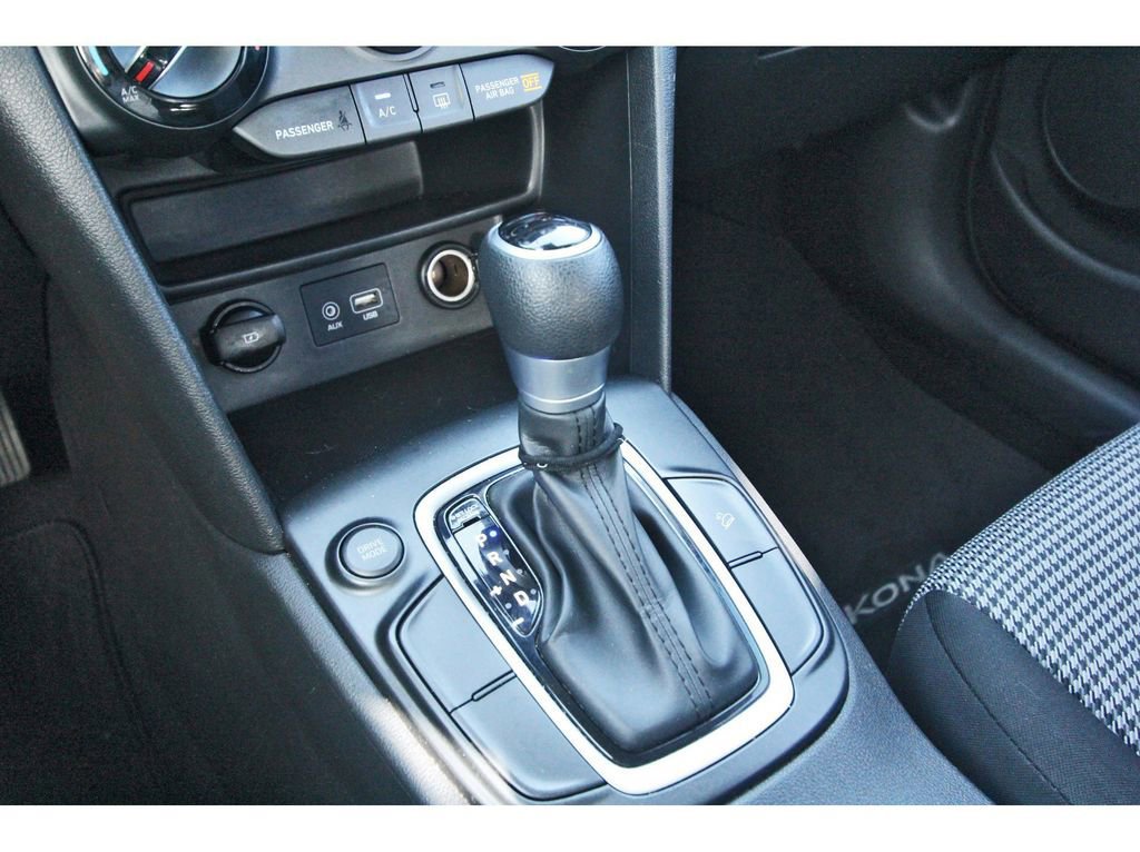 Used 2020 Hyundai Kona SE image 26