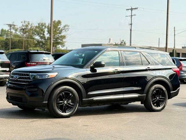 Certified 2024 Ford Explorer XLT w/ Class IV Trailer Tow Package AWD/4WD image 42