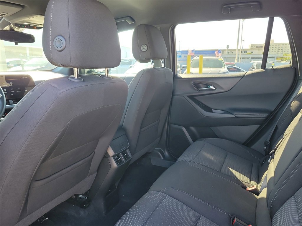 Used 2025 Chevrolet Equinox LT image 5