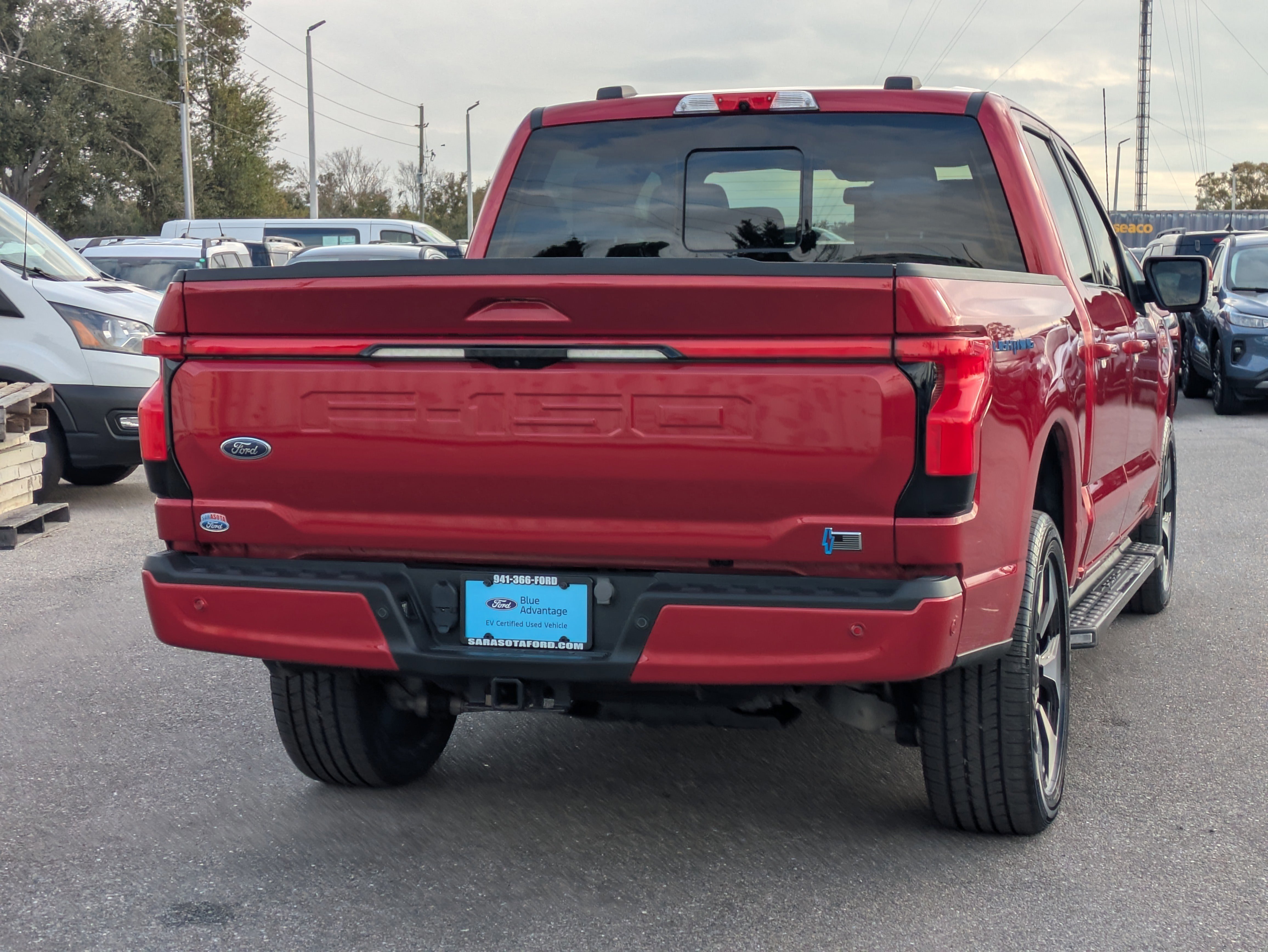 Certified 2023 Ford F150 Lightning Platinum image 4