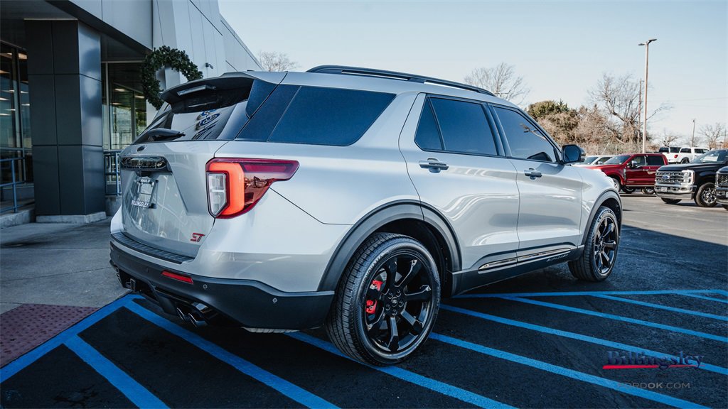 Certified 2021 Ford Explorer ST w/ Equipment Group 401A image 3