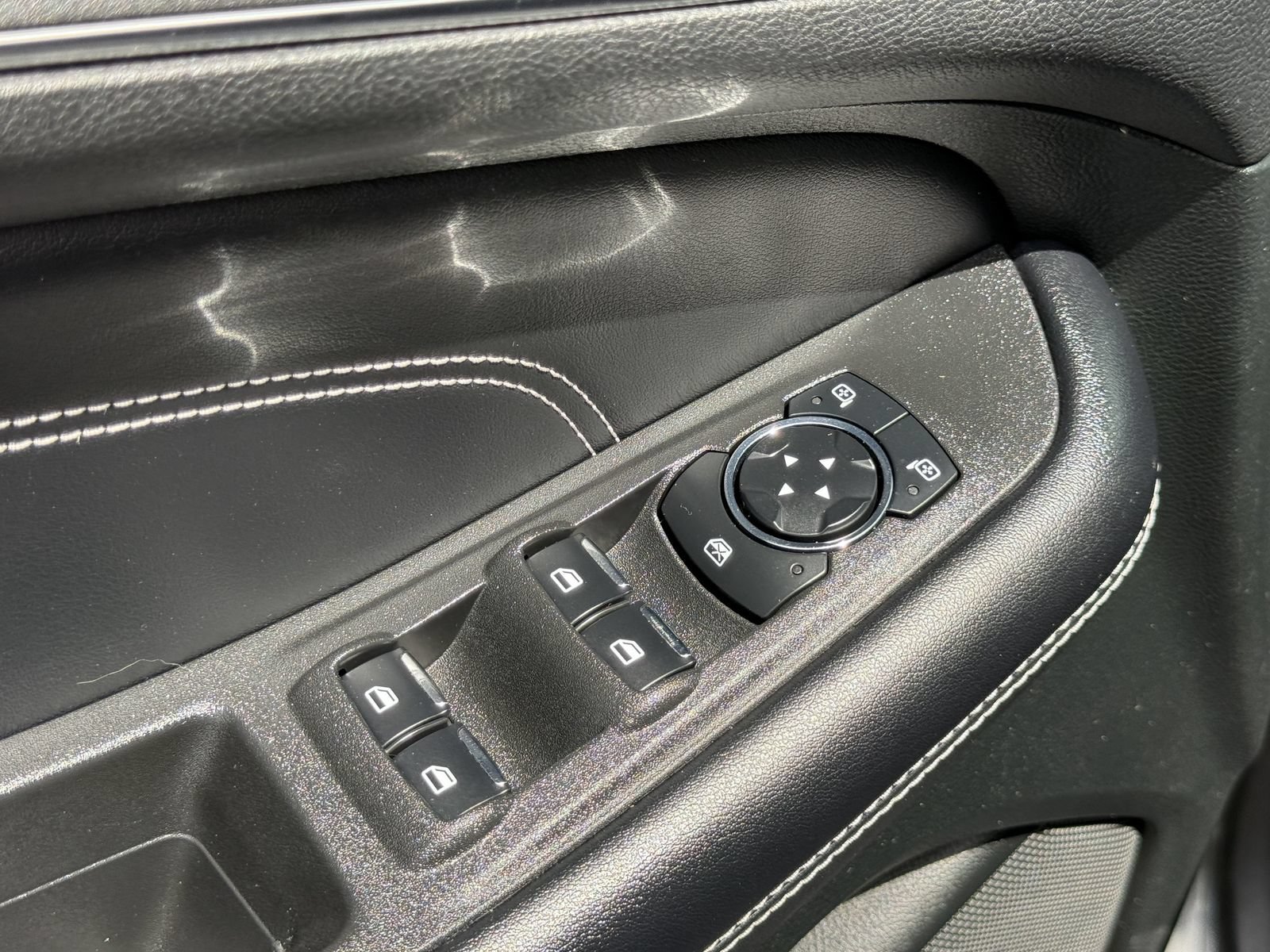 Certified 2023 Ford Edge Titanium AWD/4WD image 22