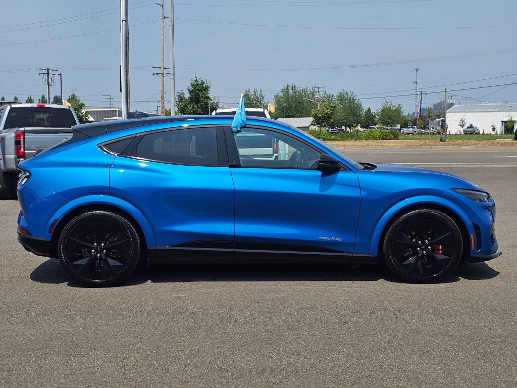 Certified 2025 Ford Mustang Mach-E GT AWD/4WD image 5
