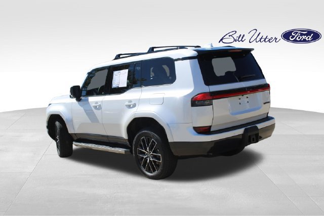 Used 2026 Lexus GX 550 w/ Accessory Package (2T) AWD/4WD image 7