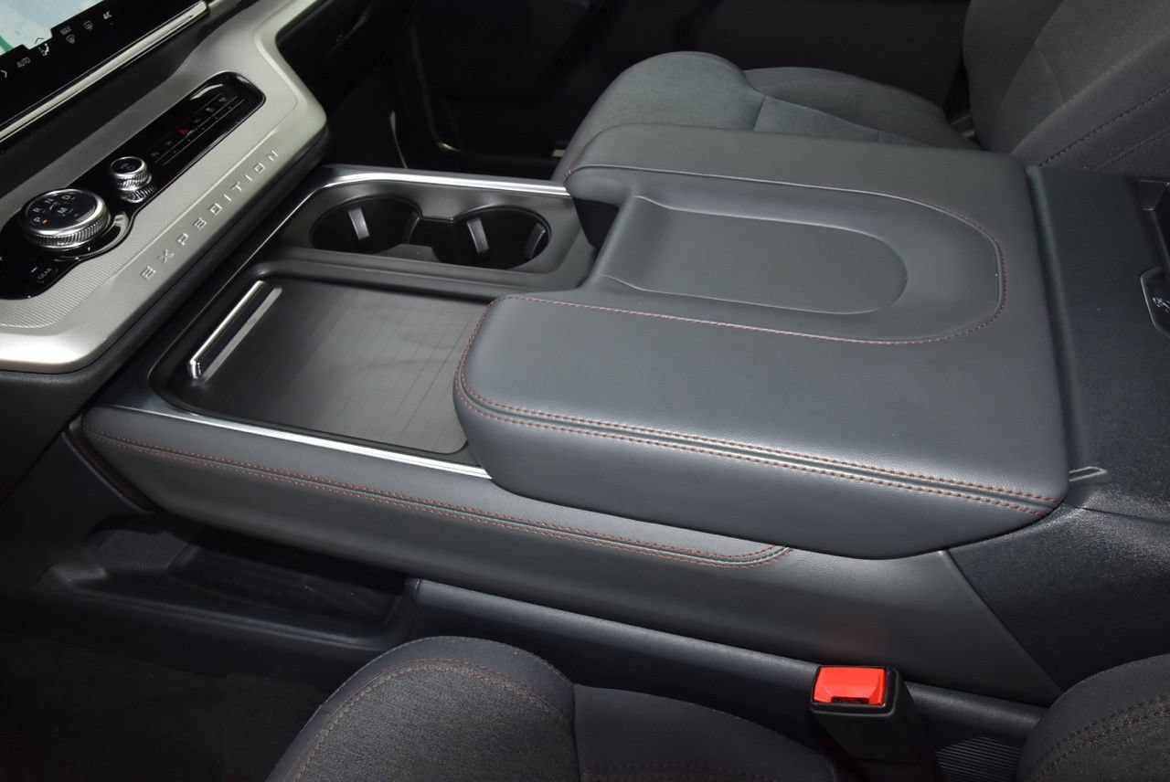 Certified 2025 Ford Expedition Active RWD image 31
