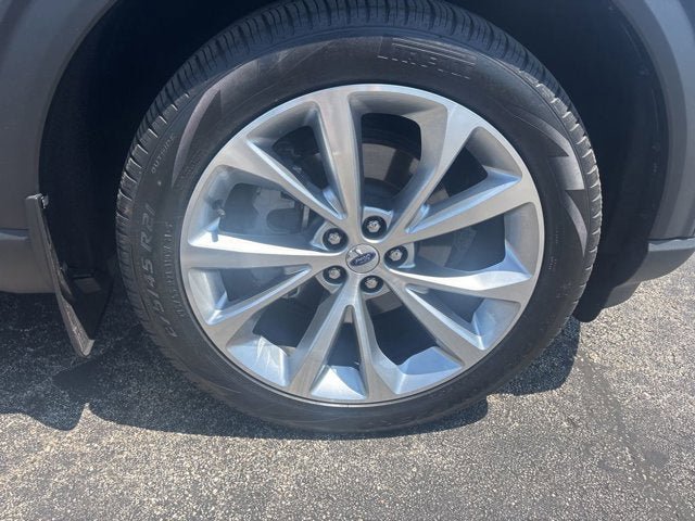 Certified 2023 Ford Explorer Platinum w/ Technology Package AWD/4WD image 7