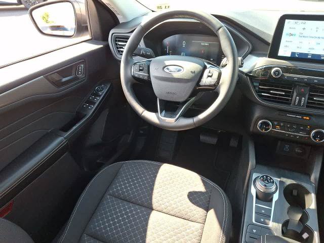 Certified 2023 Ford Escape Active AWD/4WD image 15