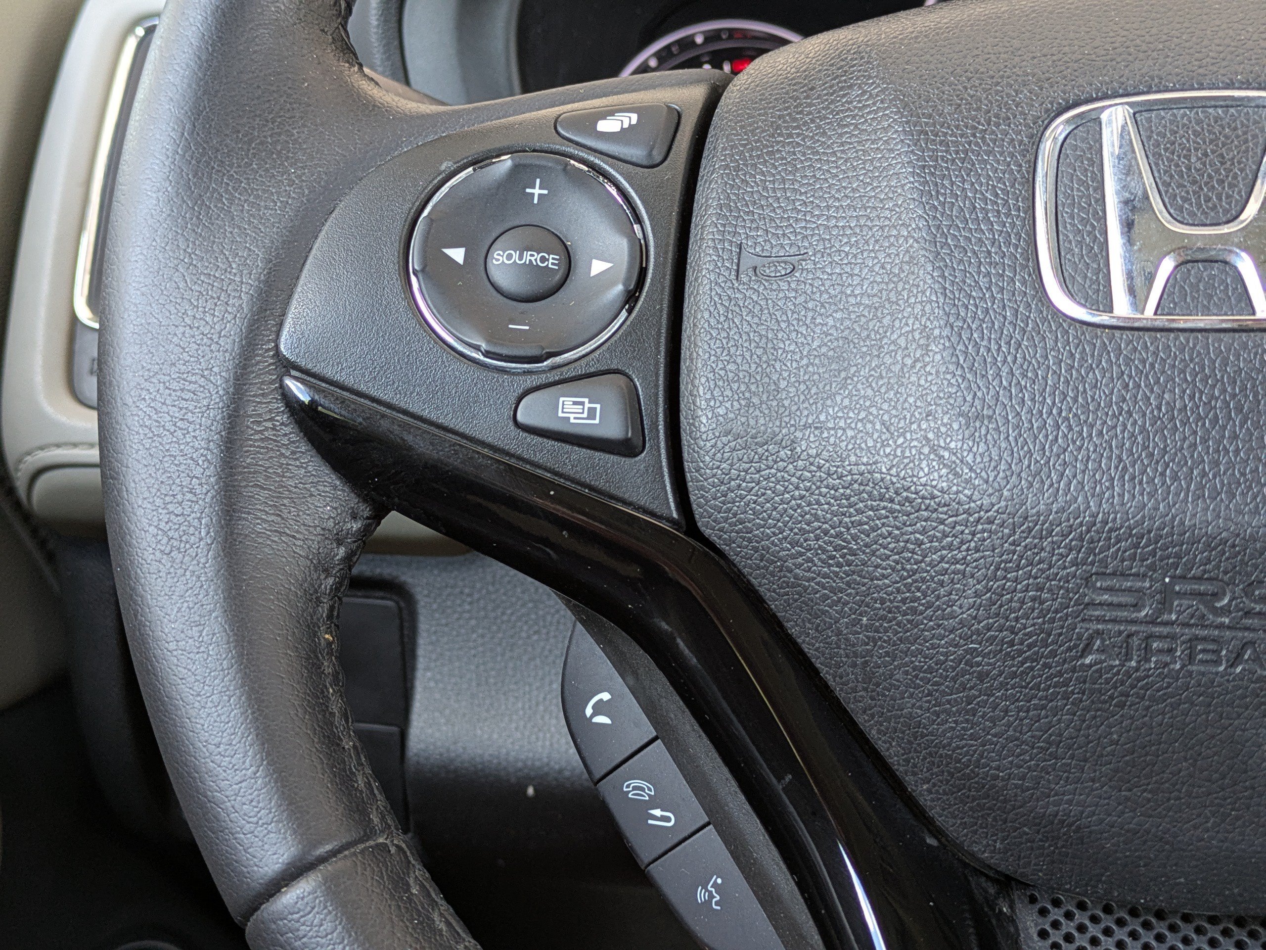 Used 2018 Honda HR-V EX-L image 26