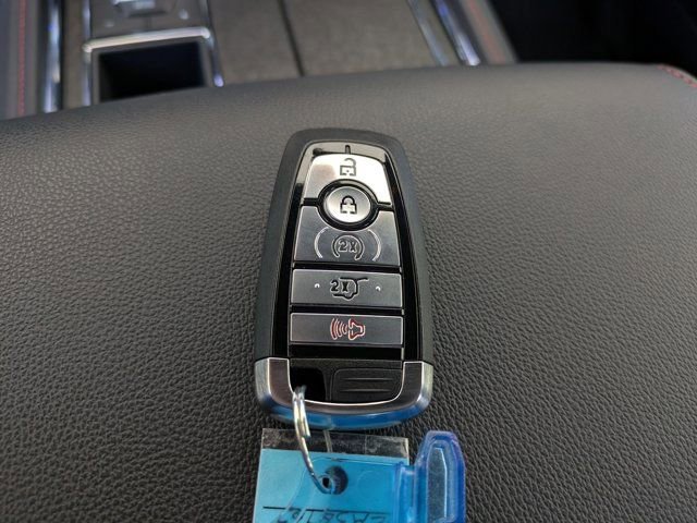 Certified 2023 Ford Expedition Limited image 36